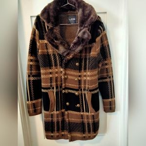 Men's Sweater Jacket Coat with fur trim neck